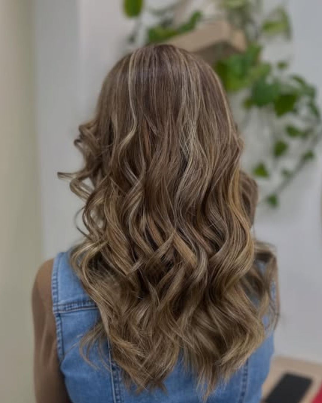 Hair }Studio By Mara Nascimento