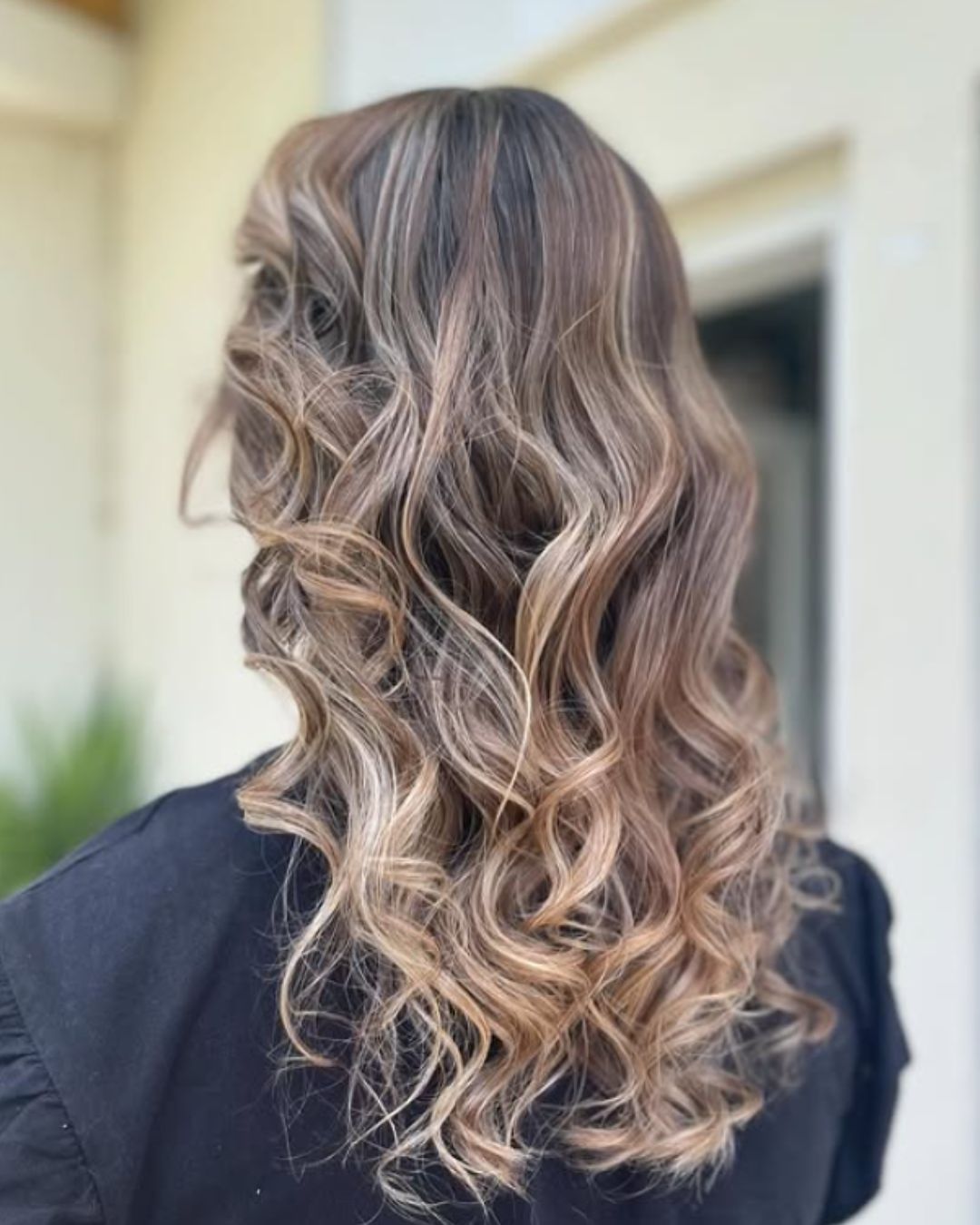 Hair }Studio By Mara Nascimento