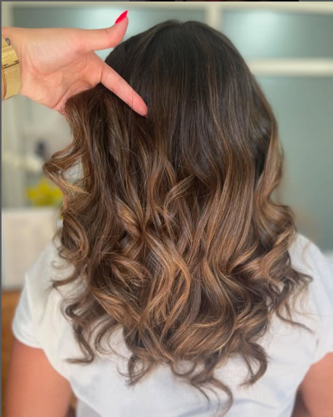 Hair }Studio By Mara Nascimento